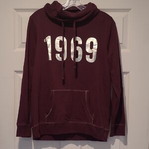 GAP Women’s Burgundy Cowl Neck Sweater with Gold Print (size S)